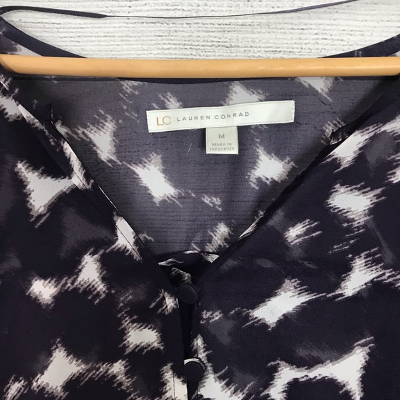🌸LC Lauren Conrad Purple Short Sleeve Blouse - Picture 4 of 4